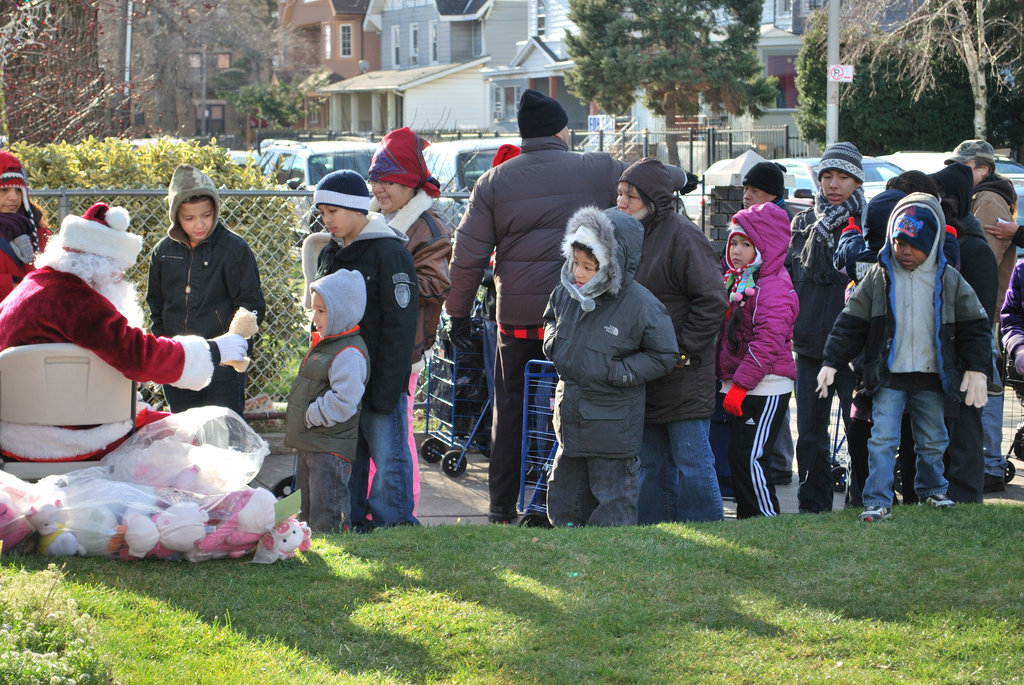 CONFRONTING HUNGER, HOMELESSNESS AND POVERTY