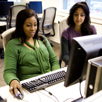 Oasis's Technology & Leadership Program for Girls!
