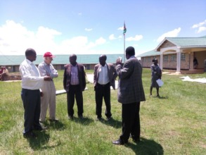 Rafiki team & school staff with arrivals