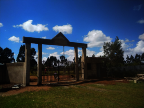 New School Gate for Sergoek school