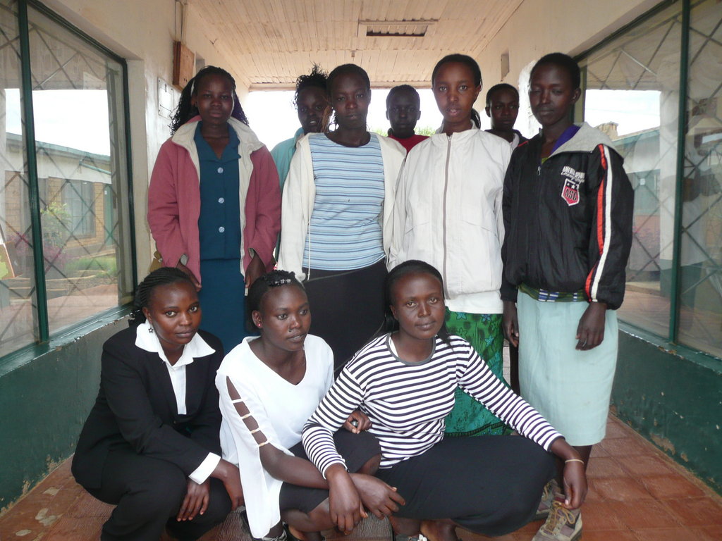 Build Skills with the "lost" Youth in Kenya