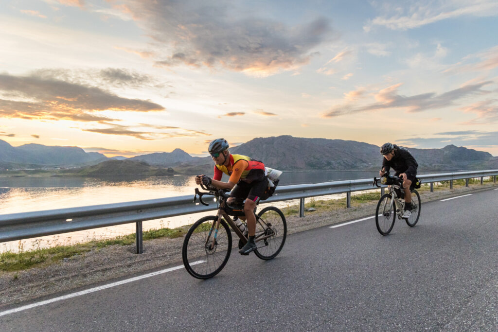 Ride For Indonesia : Sponsor 100 Orphans