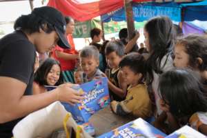 Give Books to Children in the Philippines