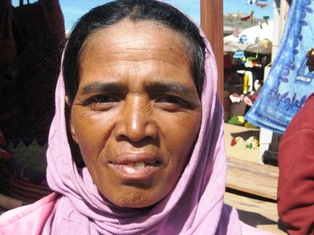 Educate 5 street mothers in Madagascar