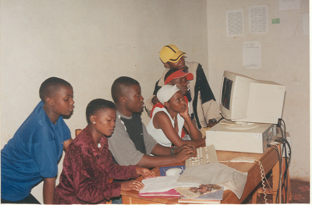 Resource Centre for 280 slum children in Uganda