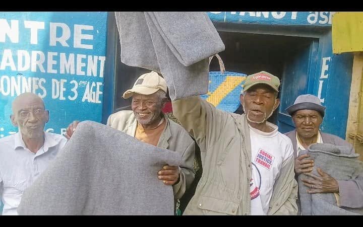 Warm Elderly People in Bukavu With Blankets