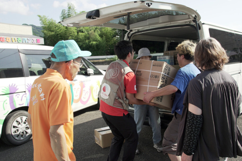 Namatame of AAR delivering a spot cooler