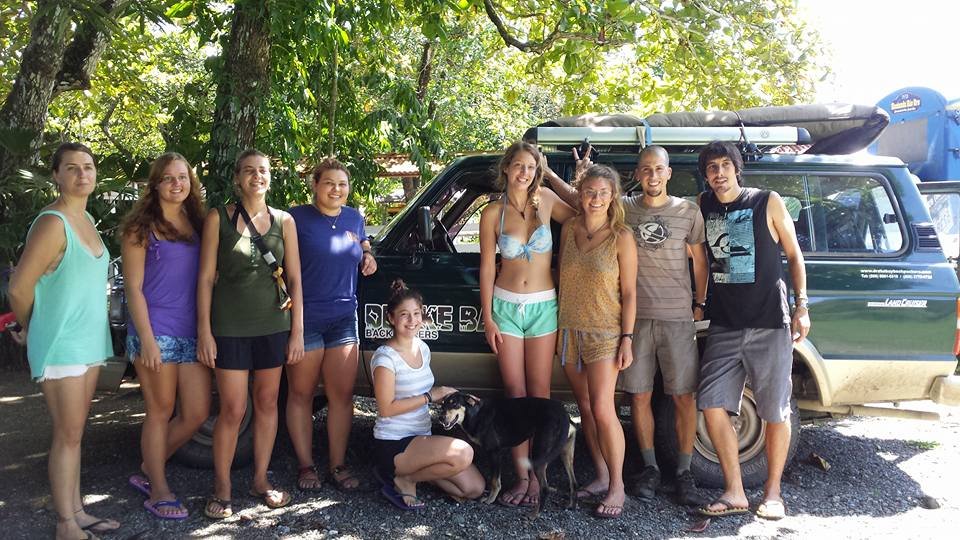 Volunteers leaving after a week at Rio Oro