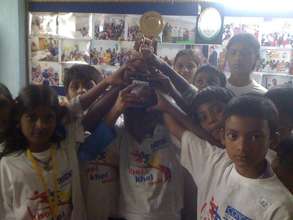 Give hope to 100 vulnerable children in India