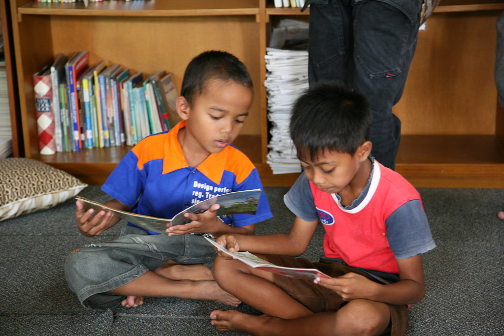 Inspire a love of reading for Indonesian children