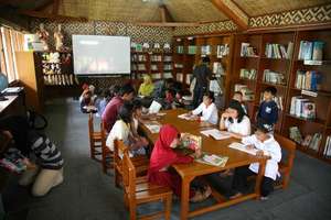 Children enjoying the books