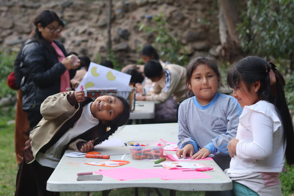Help CASA KUSKA Hire a New Teacher!