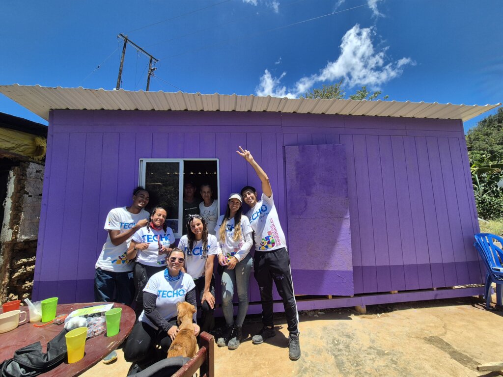 Rebuild Homes for Colombia Earthquake Families