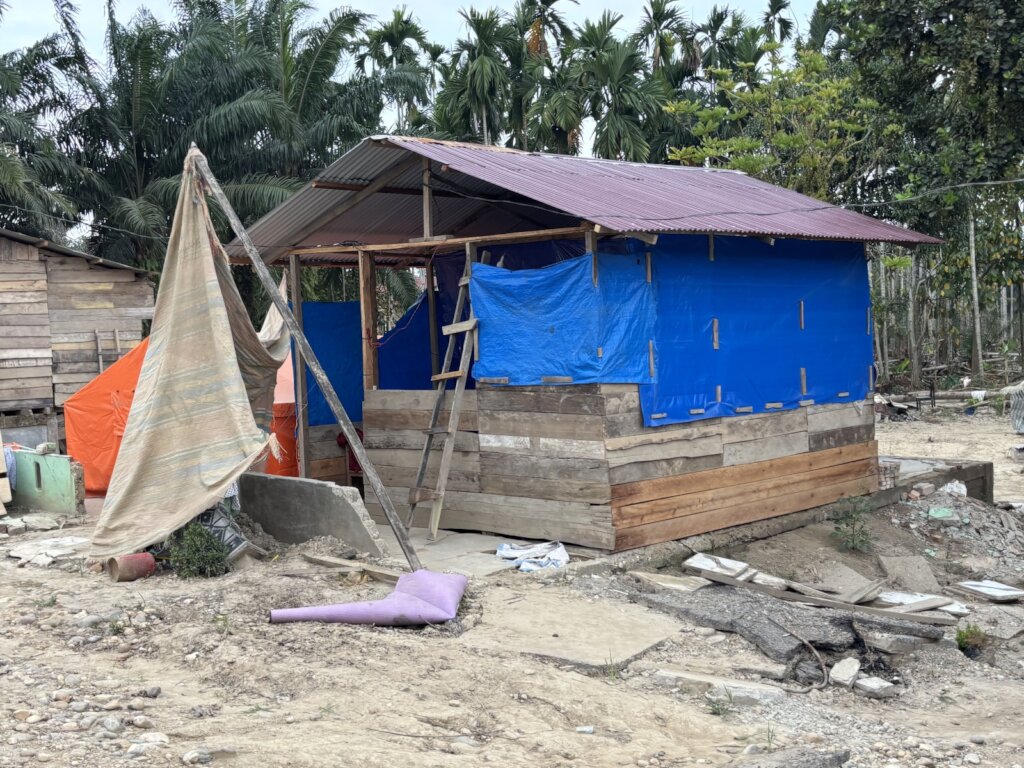 Temporary Homes for Indonesia Flood Survivors