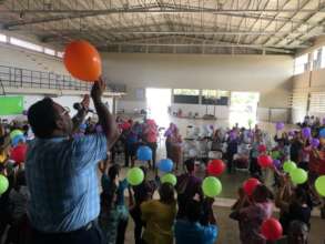 Laughter therapy training with Meduca