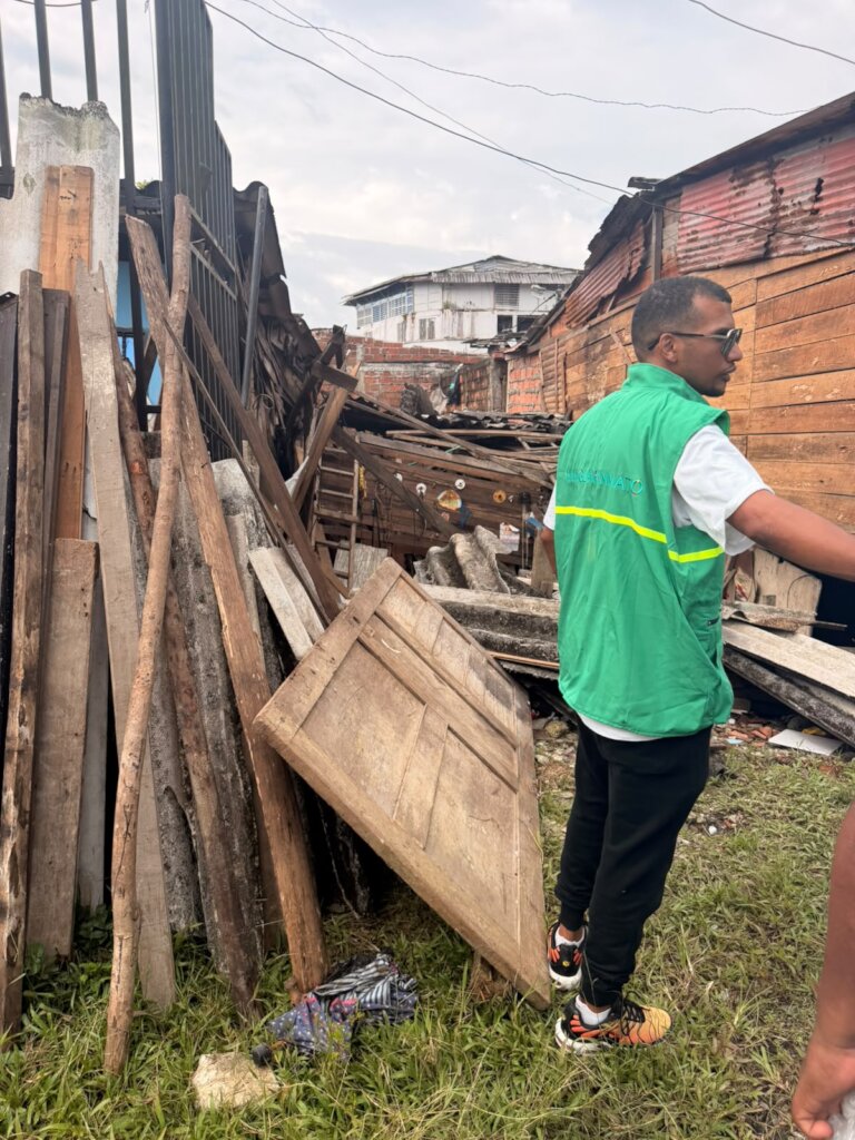 Help Colombia - Earthquake: They lost everything.