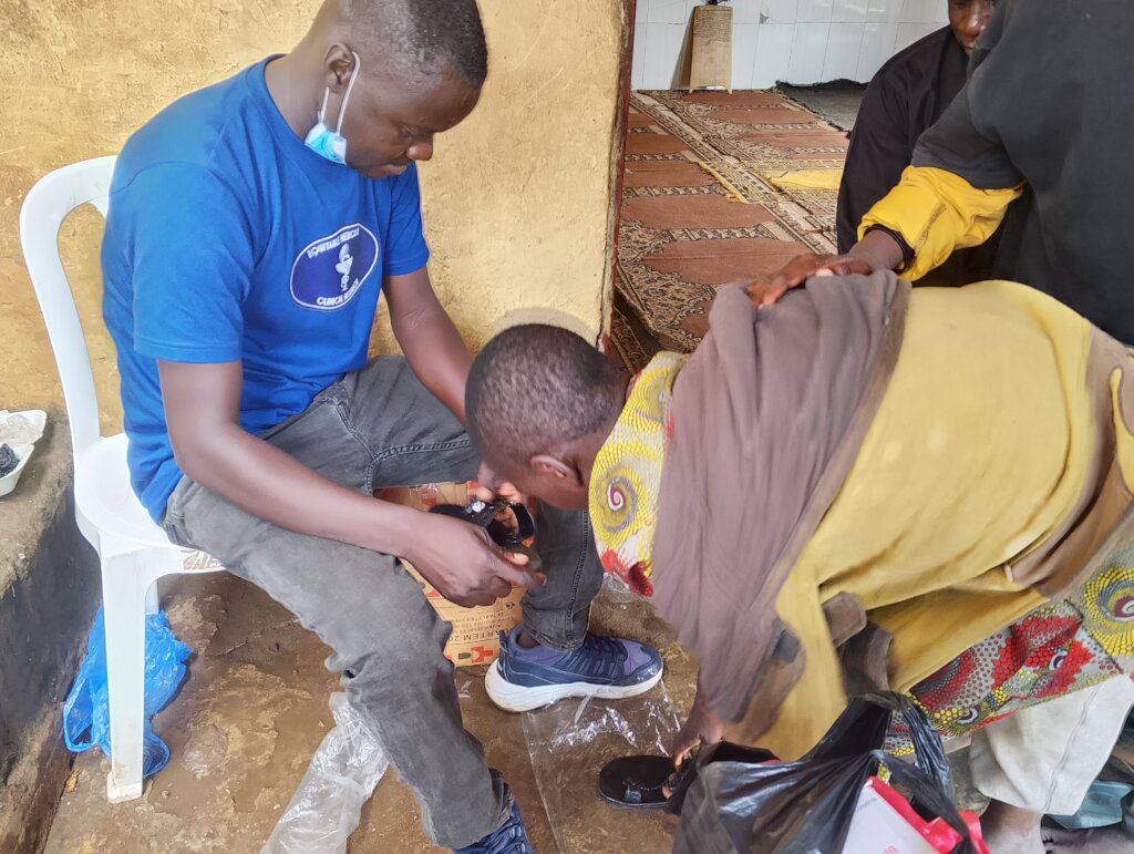 Feed and Clothe 100 Street-Connected Children