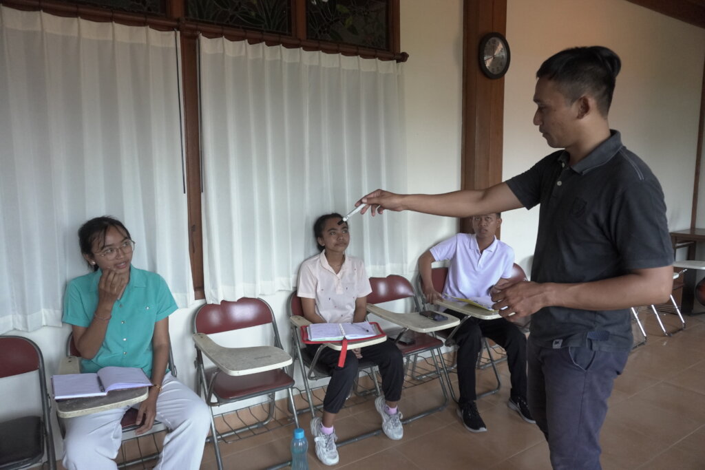 Empower 72 Balinese Youth with Career Skills