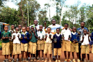 Ikuini Primary School students and teachers
