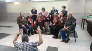 sign language interpreter helps organizing