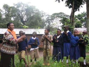 Elizabeth Chuwa teaches Sungu School students