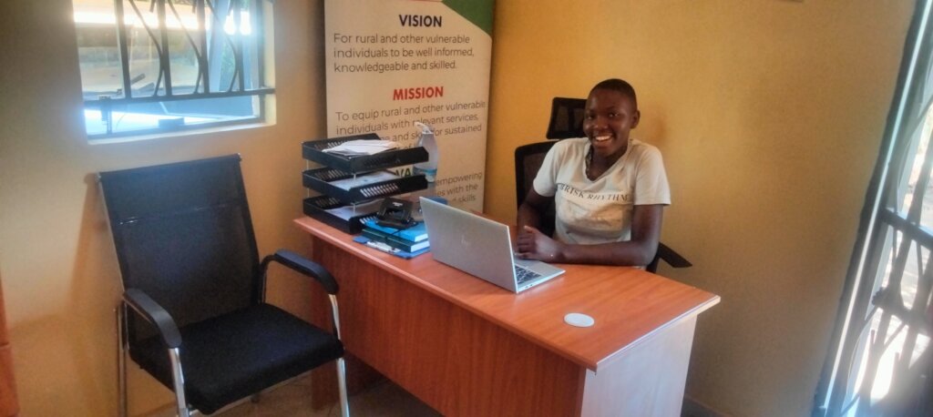 Equip 20 computers to support school dropouts