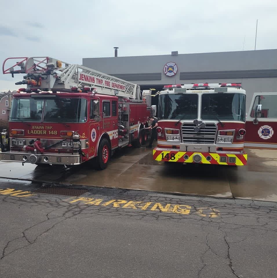 Buy air packs ,firefighters, 20K, Jenkins Twp. Pa