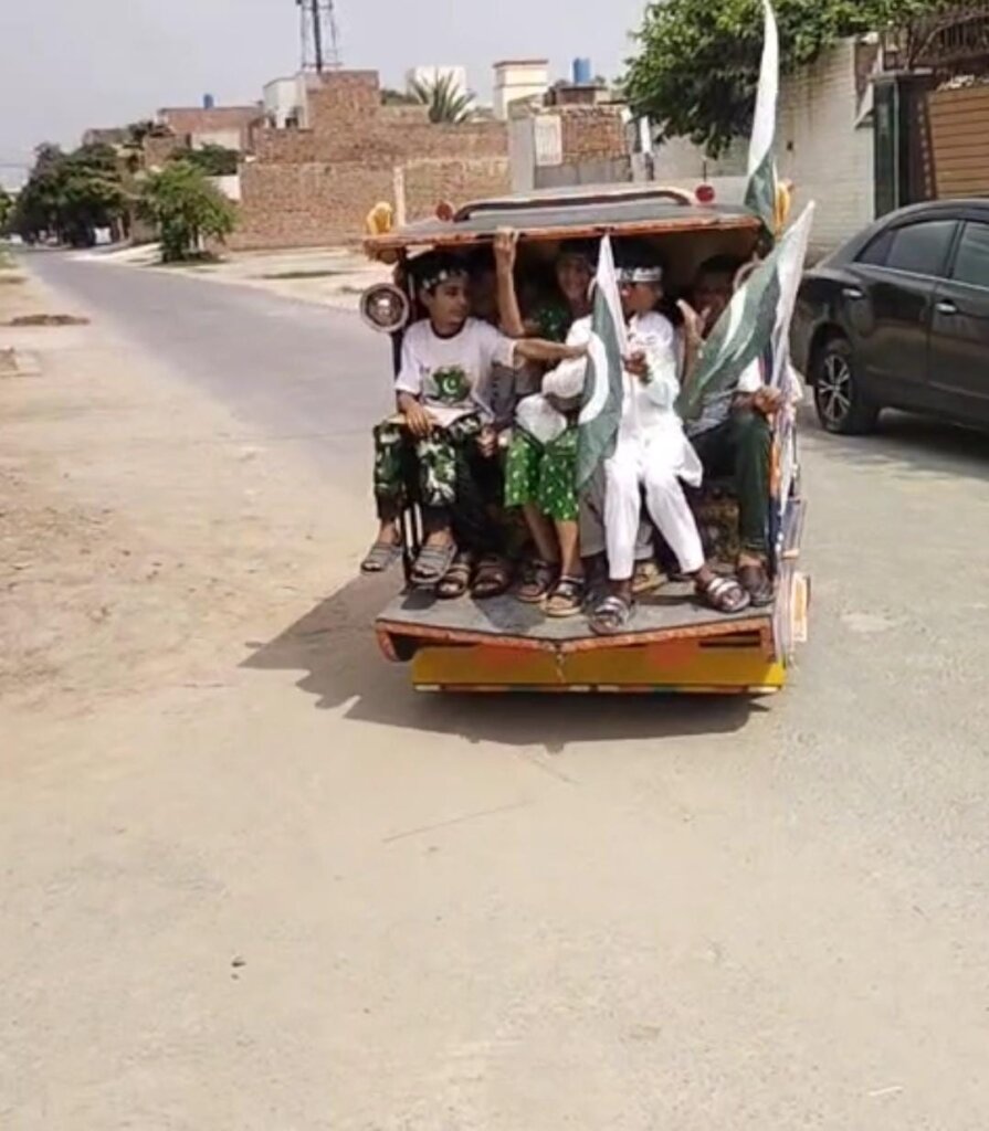 Safe Transport for 25 Deaf Children in Sahiwal