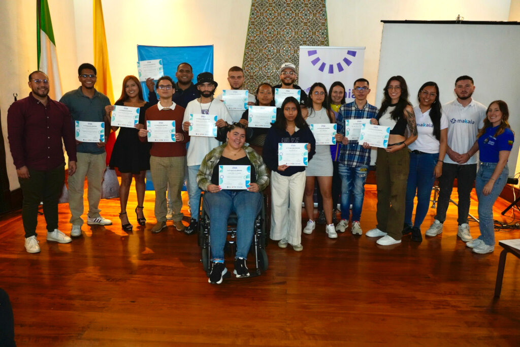 Keep Earthquake-Hit Students Learning in Colombia