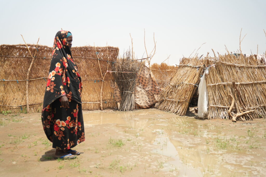 Emergency Food for Flood Victims in Darfur, Sudan