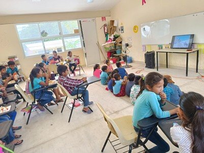 800 sonrisas: Quiero jugar, no tengo lugar