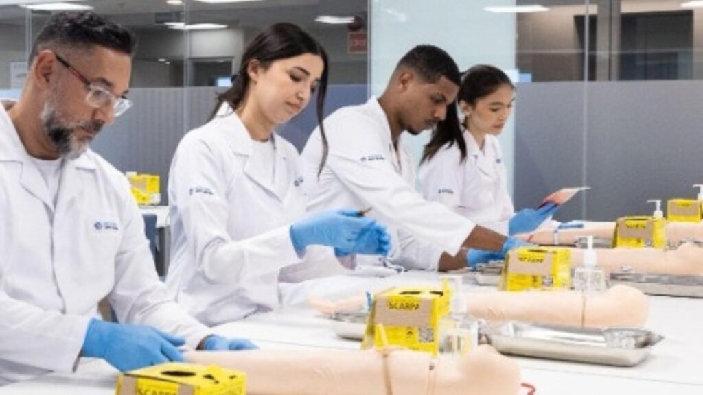 Scholarships to low-income undergraduate students