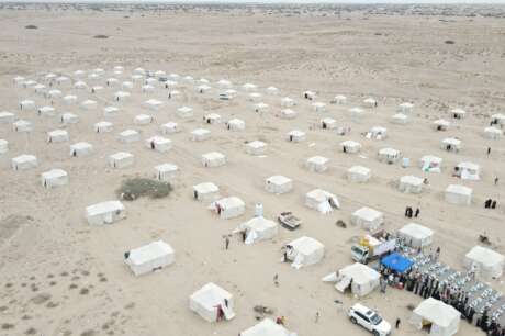 Water & Food for 200 Families Fleeing War in Yemen