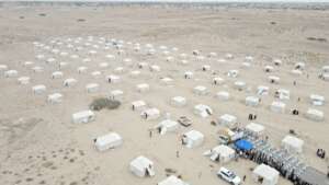 Water & Food for 200 Families Fleeing War in Yemen