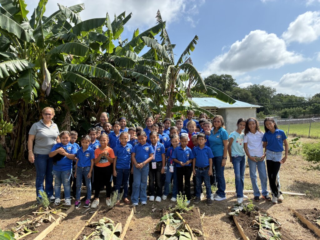 Send 4000 Rural Kids to Panama's Biggest Eco-Fest