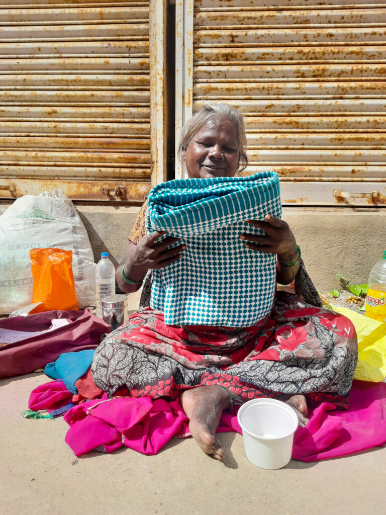 Donate Blanket For Homeless People in India