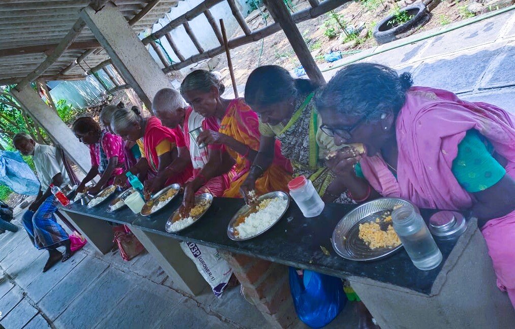 Daily Hot Meals & Dignity for 40 Elderly in India