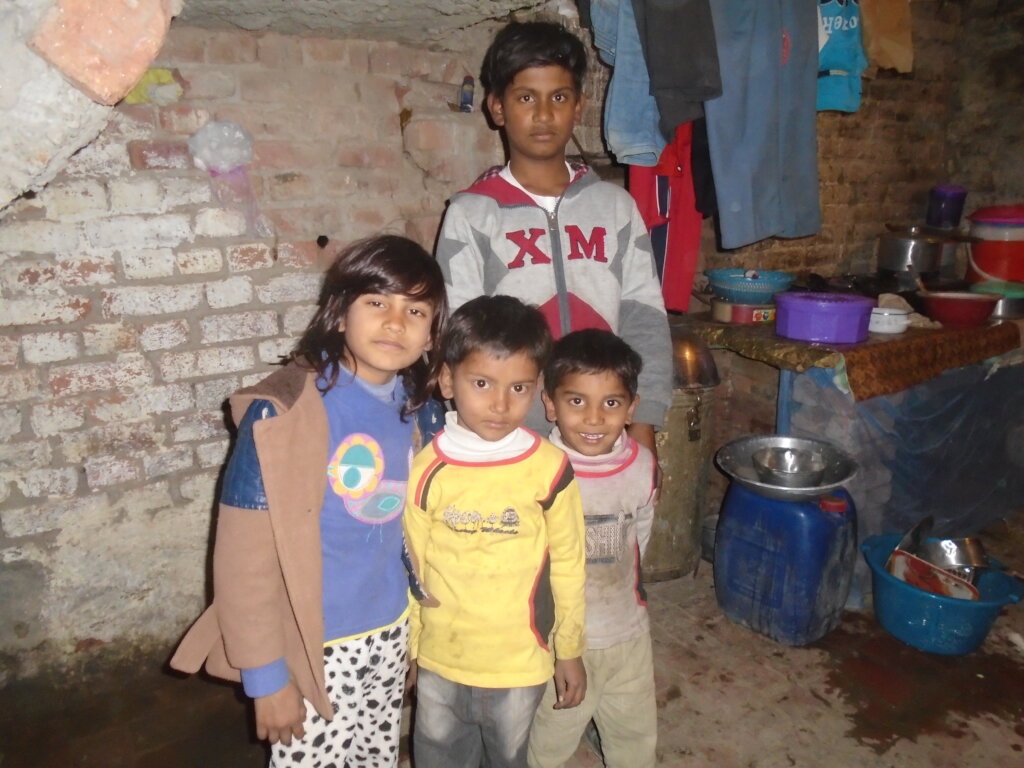 Ensure Safe Childbirth for 200 Mothers in Pakistan