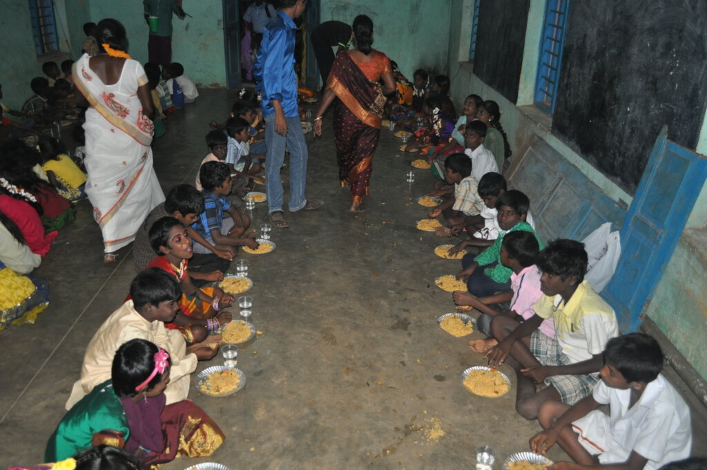 Provide meals to underprivileged tribal children