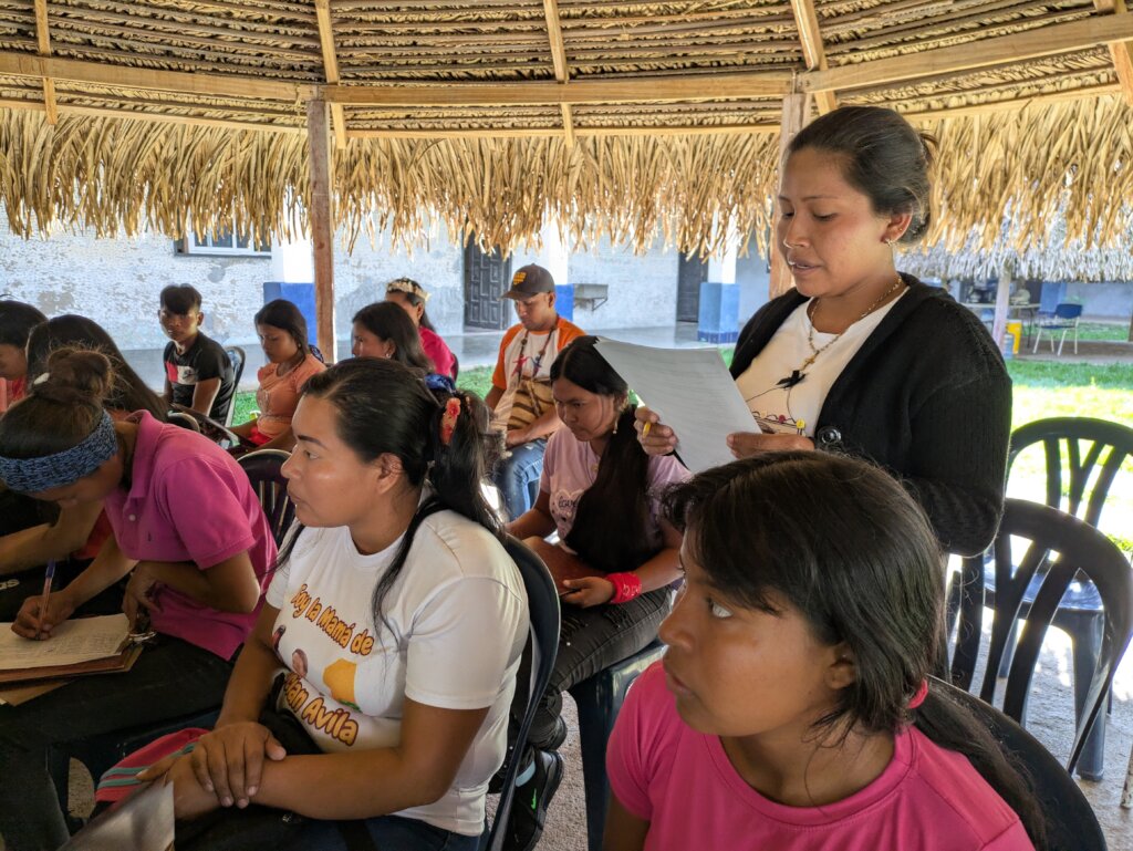 Educacion y futuro para 50 mujeres indigenas