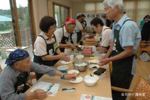 Making rice balls