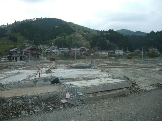 Little but rubble in Kesennuma (1)