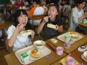 School lunch 2 (July 2011, Fukushima Prefecture)