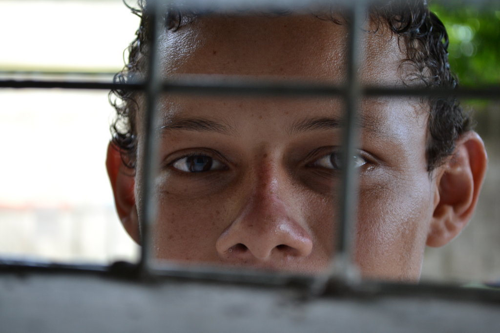 Help children in El Salvador overcome trauma