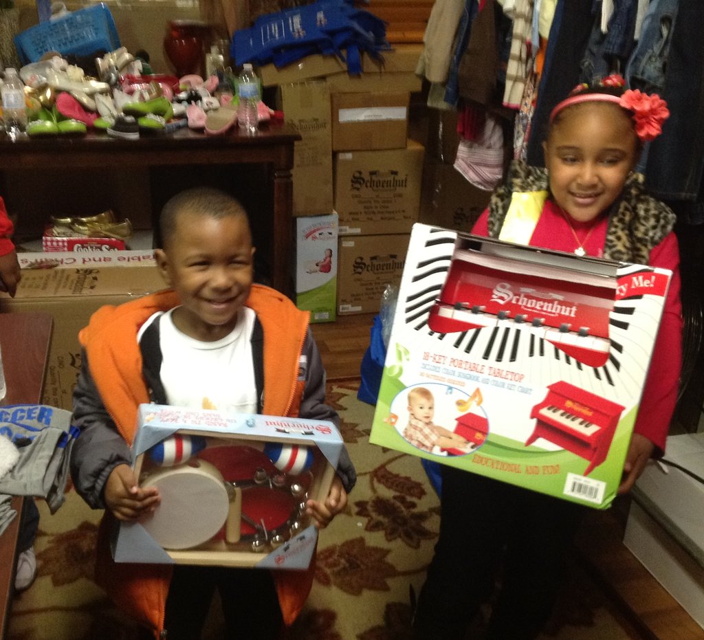 KIDS/Fashion Delivers -Essentials for Kids in Need