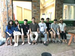 Se-Hee & YongHoon (2nd to left & 2nd to right)