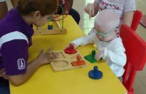 Jin learning about shapes