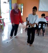 Use of white cane is essential for Daniel to move