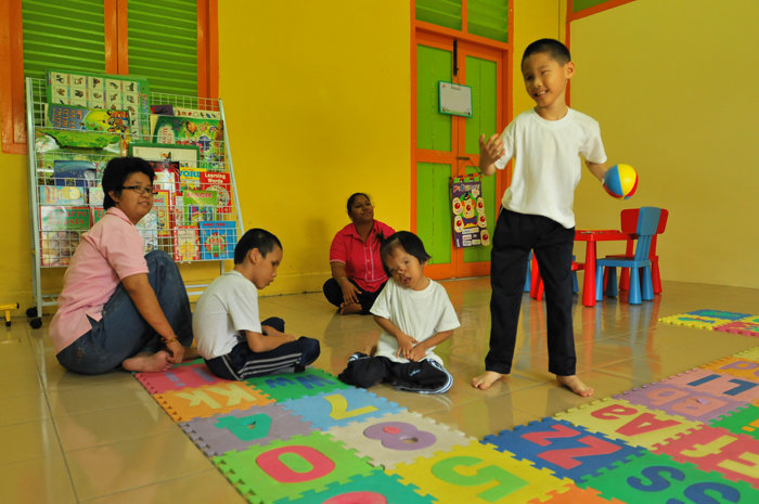 Equip deafblind children with skills for life!