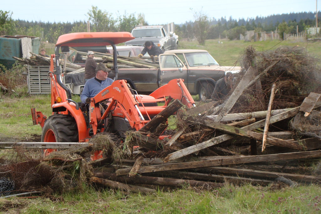 Clean up the Prairie!